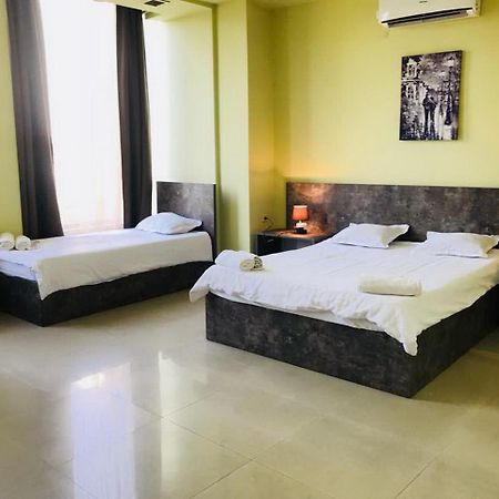 Tiflis Avlabari Hotel Buitenkant foto