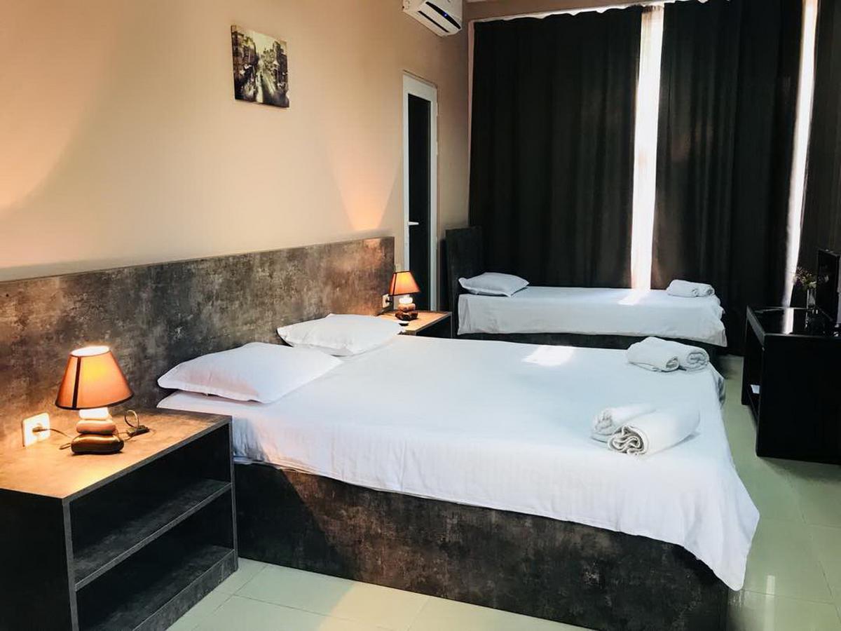 Tiflis Avlabari Hotel Buitenkant foto