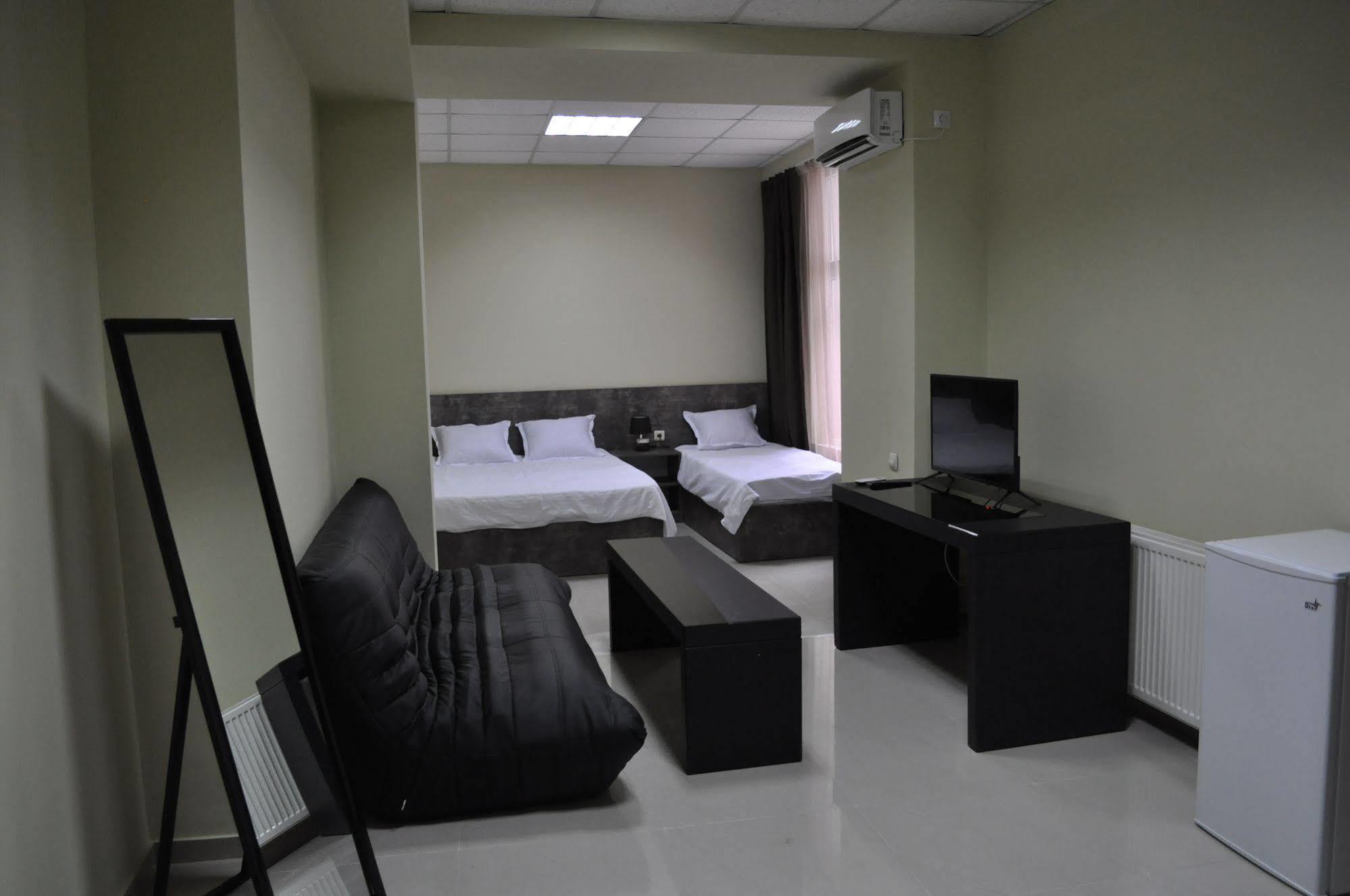 Tiflis Avlabari Hotel Buitenkant foto