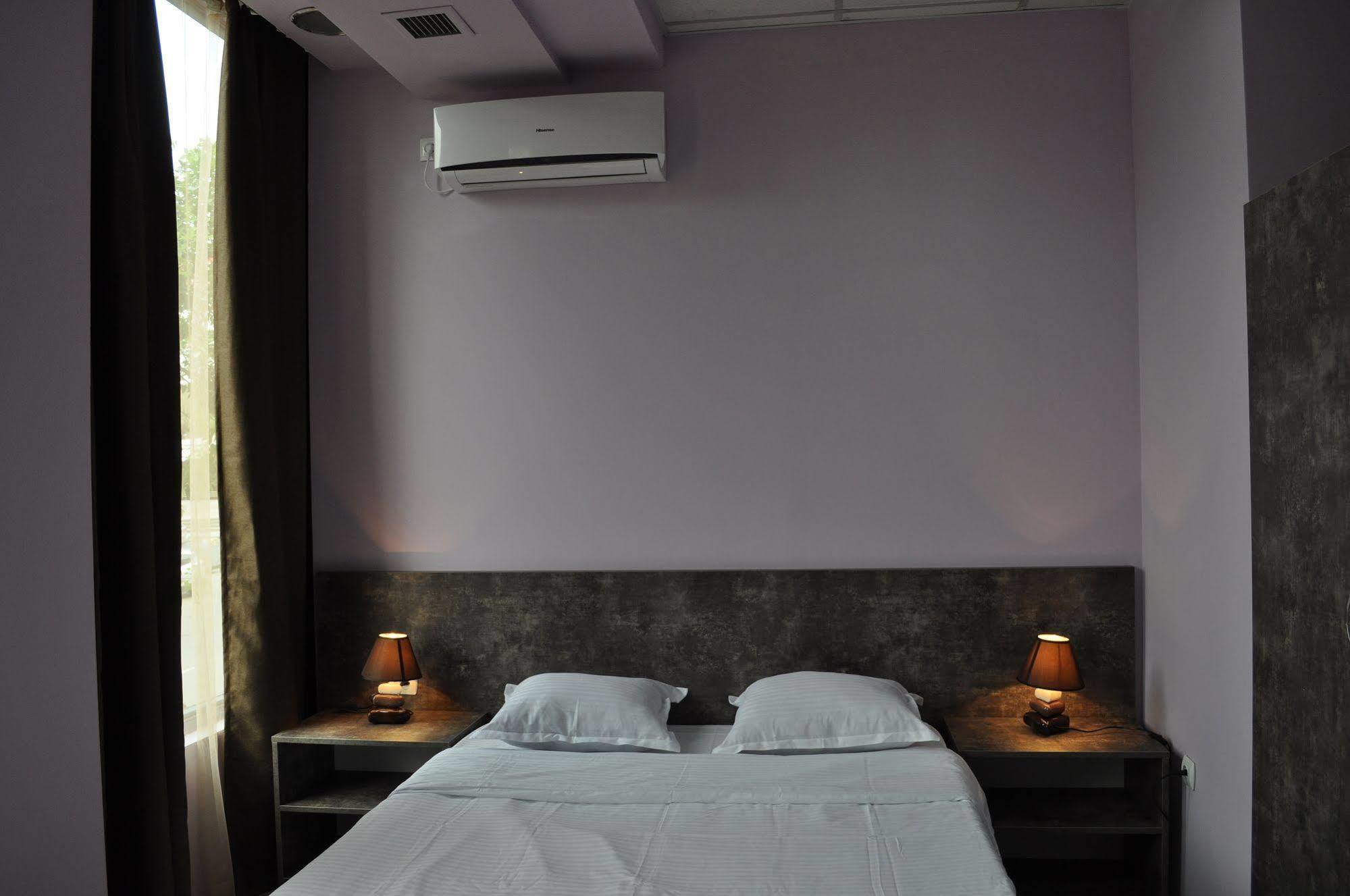 Tiflis Avlabari Hotel Buitenkant foto