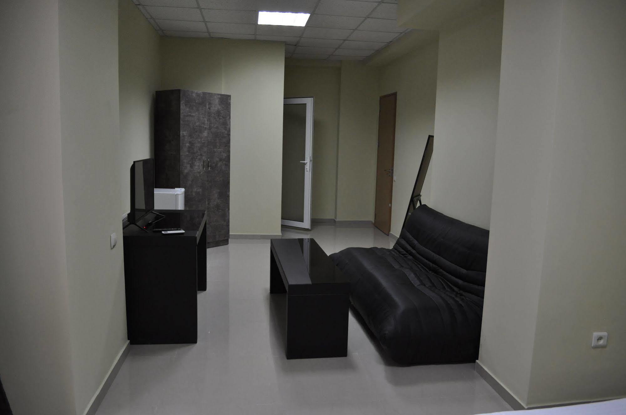 Tiflis Avlabari Hotel Buitenkant foto