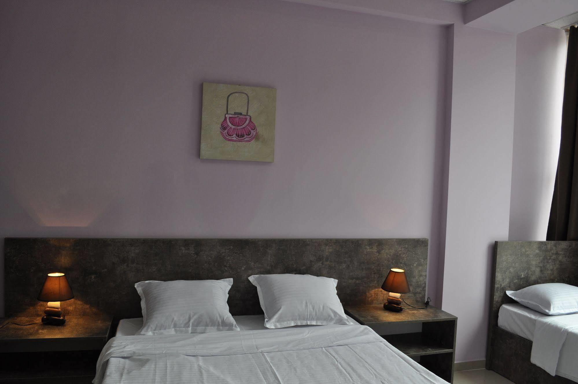 Tiflis Avlabari Hotel Buitenkant foto
