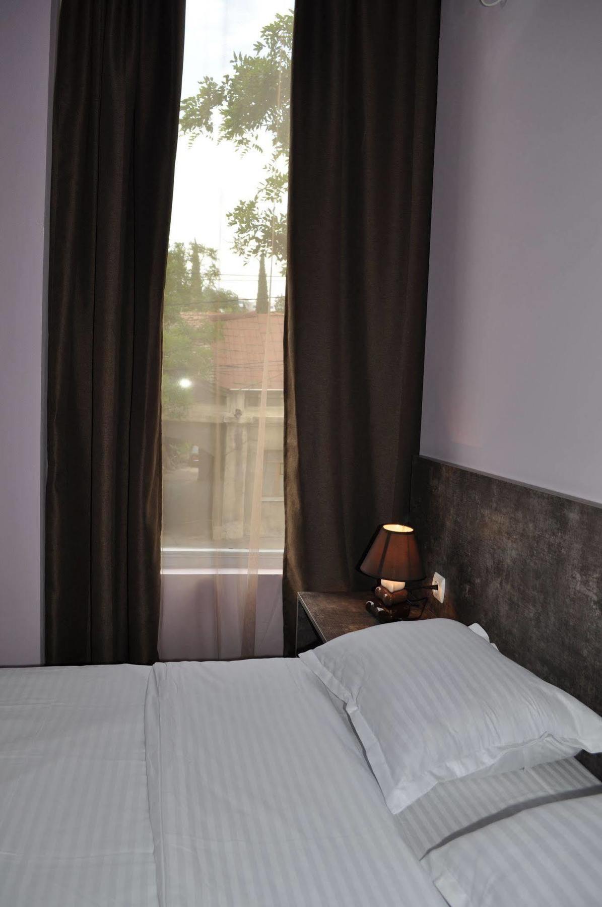 Tiflis Avlabari Hotel Buitenkant foto