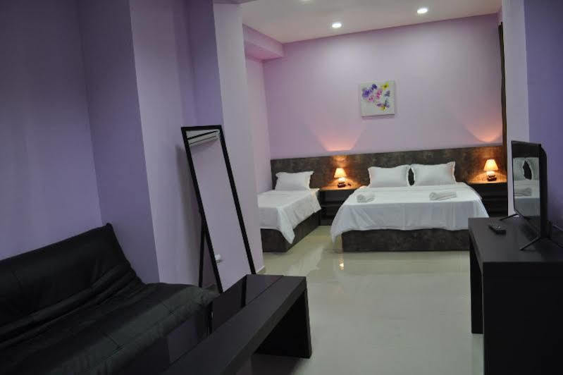Tiflis Avlabari Hotel Buitenkant foto